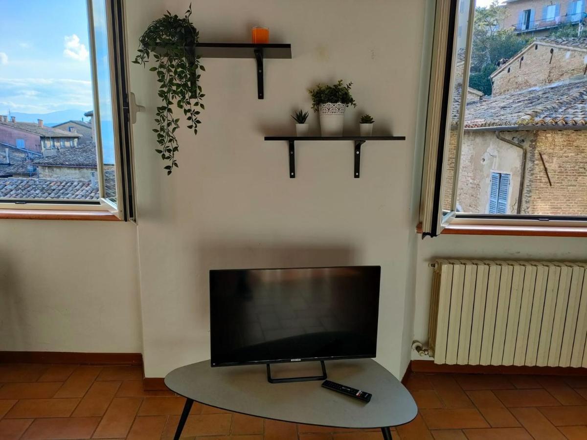 Il Cielo Di Raffaello Apartment อูร์บีโน ภายนอก รูปภาพ